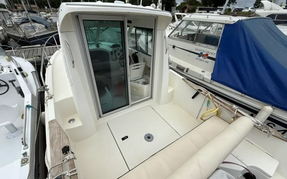 slider 17 Beneteau Antares 650