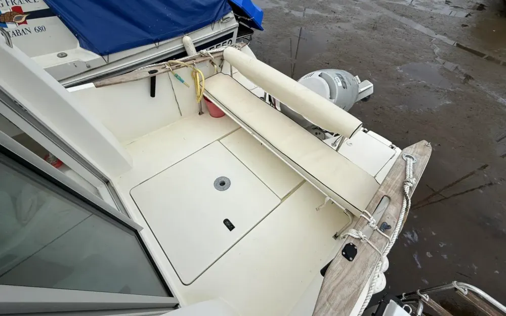 slider 5 Beneteau Antares 650