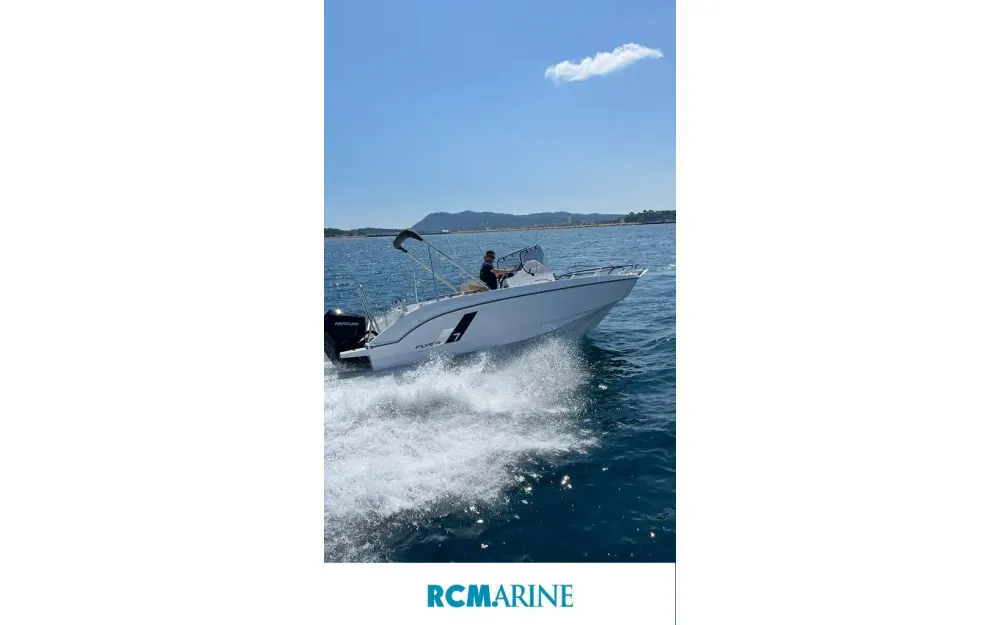 slider 10 Beneteau Flyer 7 SUNdeck