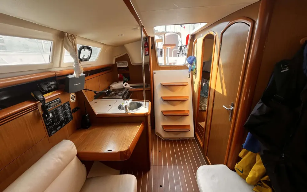 slider 9 Jeanneau Sun Odyssey 32 i
