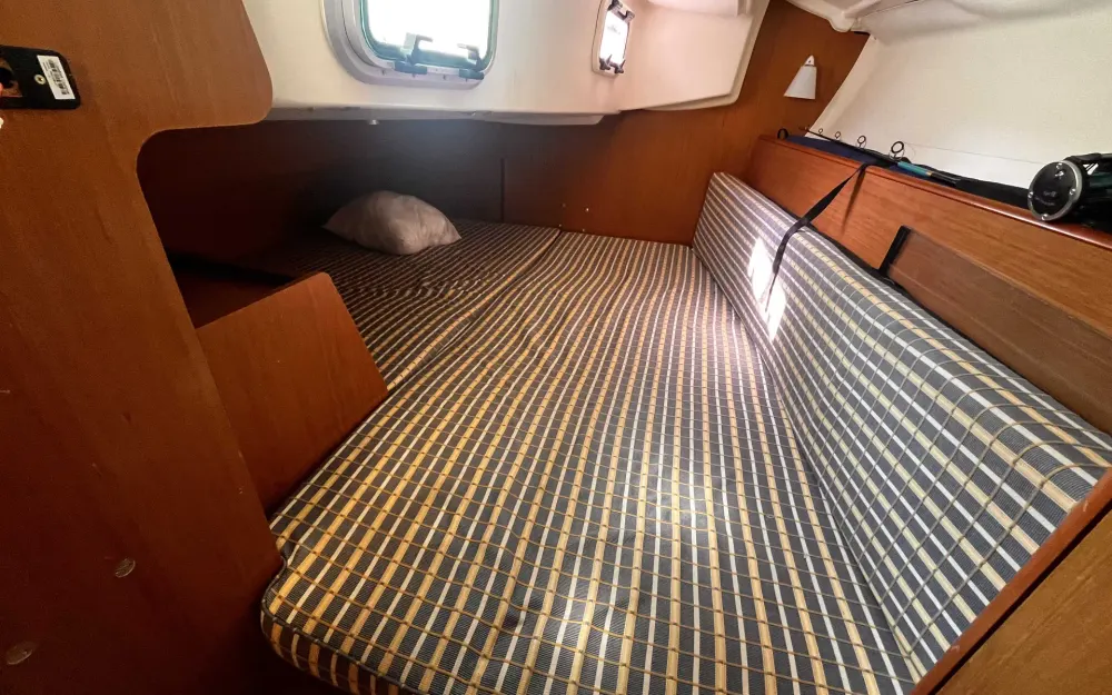 slider 13 Jeanneau Sun Odyssey 32 i