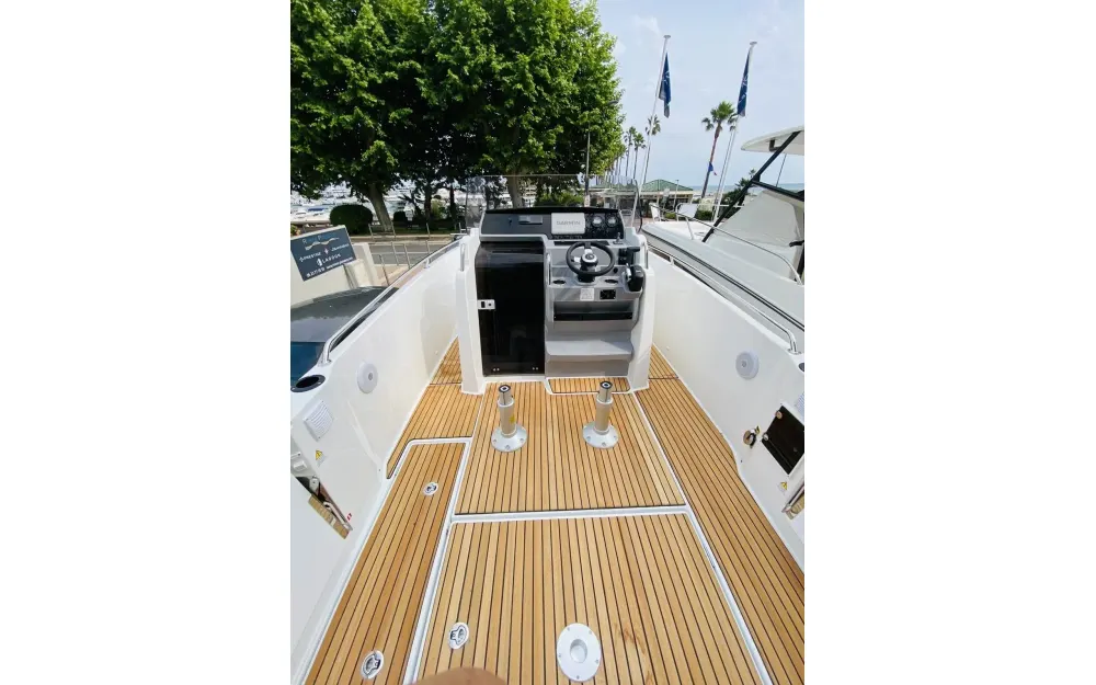 slider 2 Jeanneau Cap Camarat 7.5 CC Serie 3