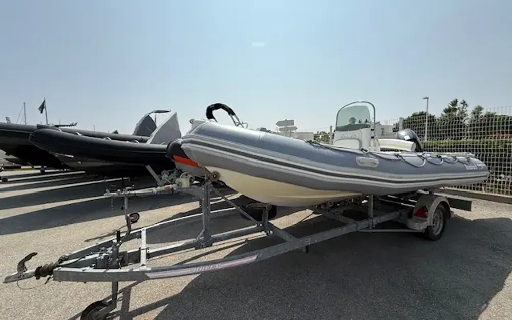 slider 0 Bombard Explorer 550SB