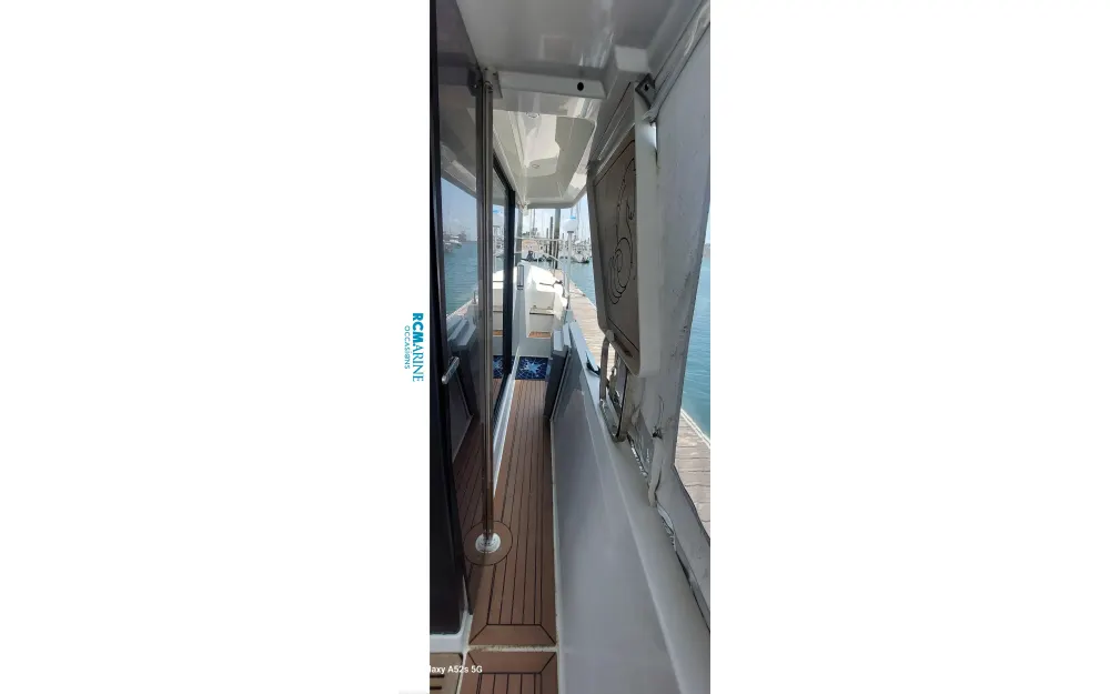 slider 11 Beneteau Swift Trawler 35