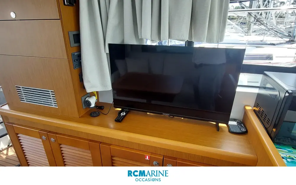 slider 8 Beneteau Swift Trawler 35