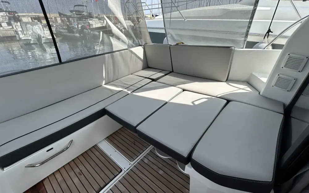 slider 18 Jeanneau Merry Fisher 895