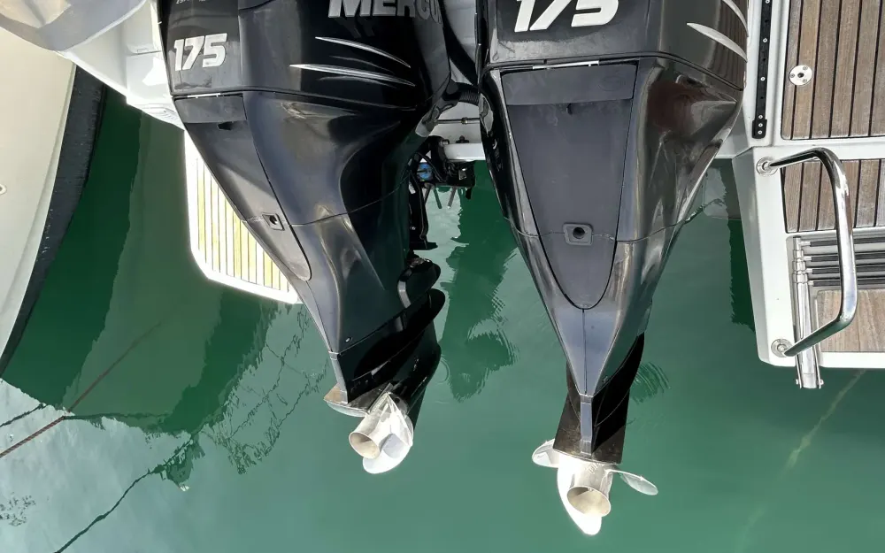 slider 19 Jeanneau Merry Fisher 895