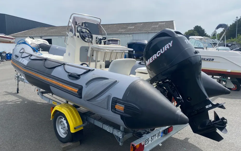 slider 12 Zodiac Pro Open 550 Neo