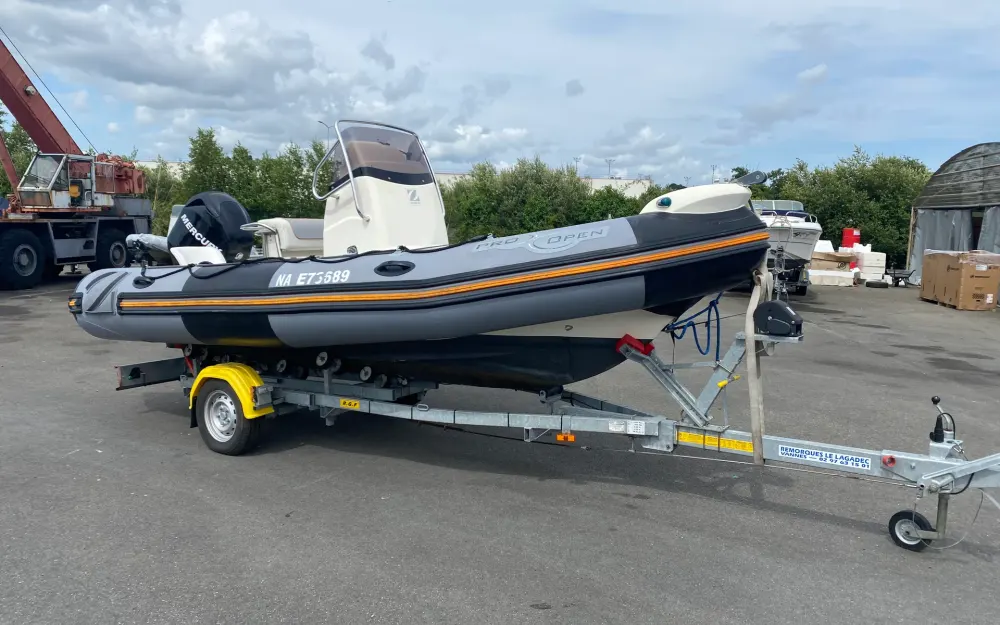 slider 0 Zodiac Pro Open 550 Neo