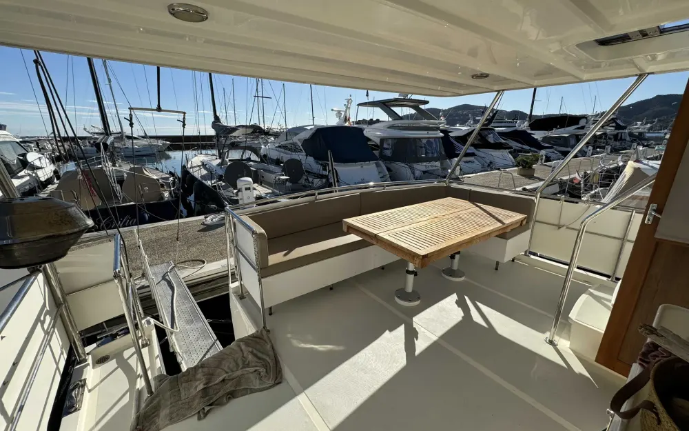 slider 4 Adagio  48 Sundeck