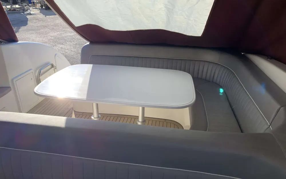 slider 10 Airon Marine  4300 T-Top