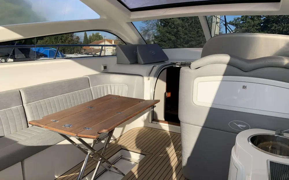 slider 13 Airon Marine  4300 T-Top
