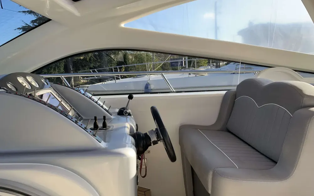 slider 14 Airon Marine  4300 T-Top