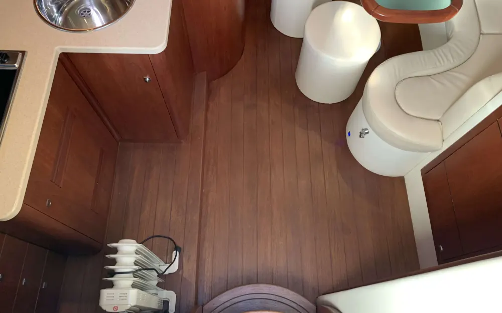 slider 16 Airon Marine  4300 T-Top
