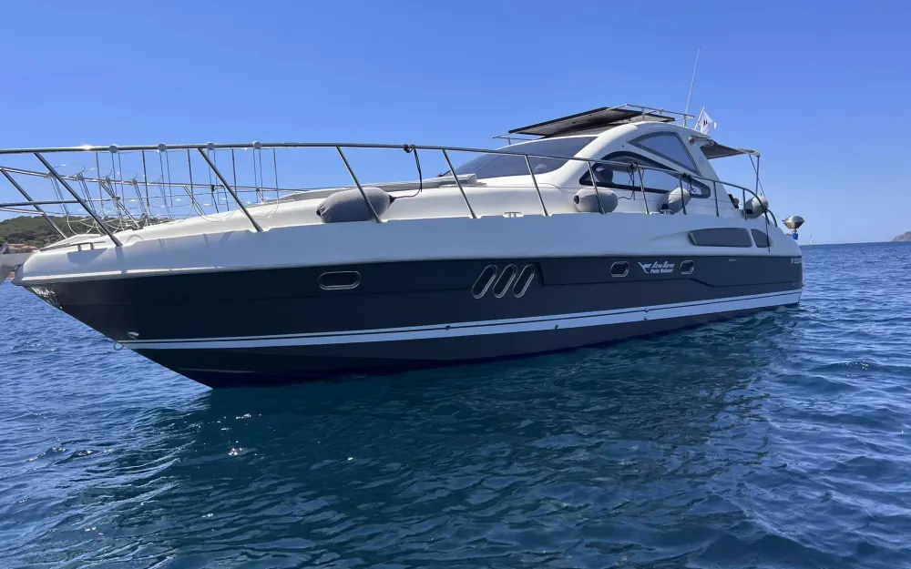 slider 2 Airon Marine  4300 T-Top