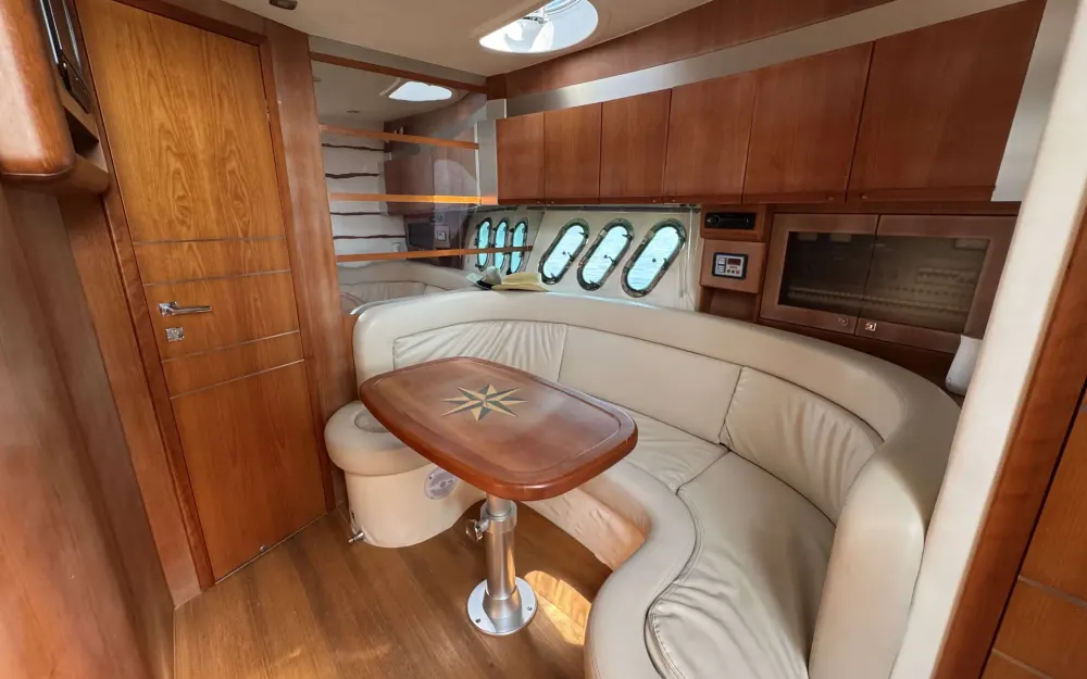 slider 9 Airon Marine  4300 T-Top