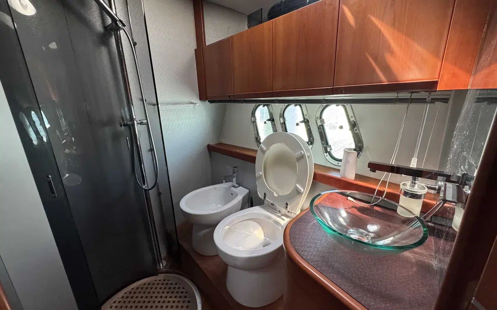 slider 15 Airon Marine 43 T-top