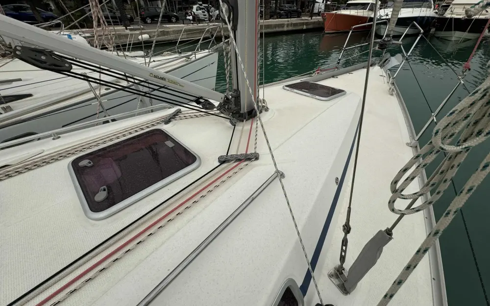 slider 9 Bavaria Cruiser 34