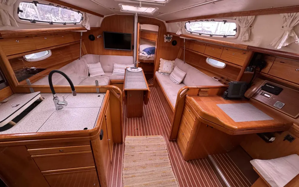 slider 12 Bavaria Cruiser 34