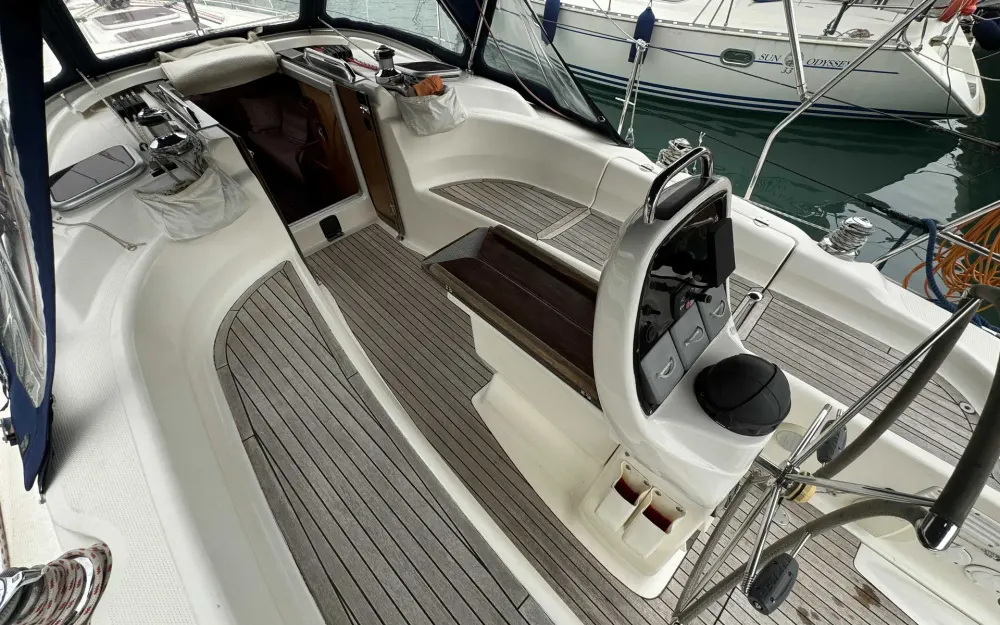 slider 3 Bavaria Cruiser 34