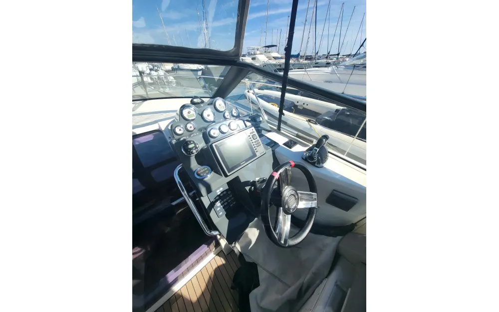 slider 7 Bavaria BMB 300 Sport