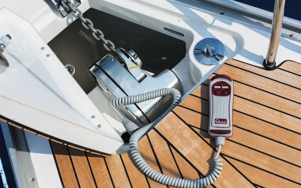 slider 2 Bavaria Cruiser 34