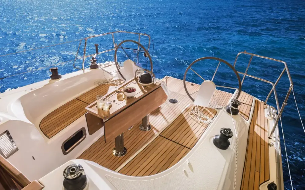 slider 4 Bavaria Cruiser 34