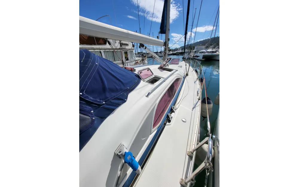 slider 8 Bavaria Vision 44