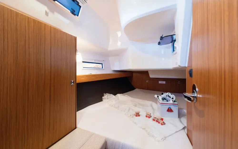 slider 16 Bavaria Cruiser 37