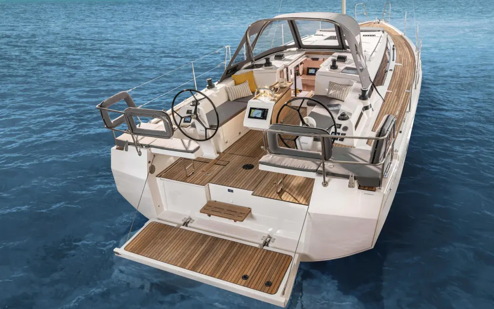 slider 9 Bavaria C38
