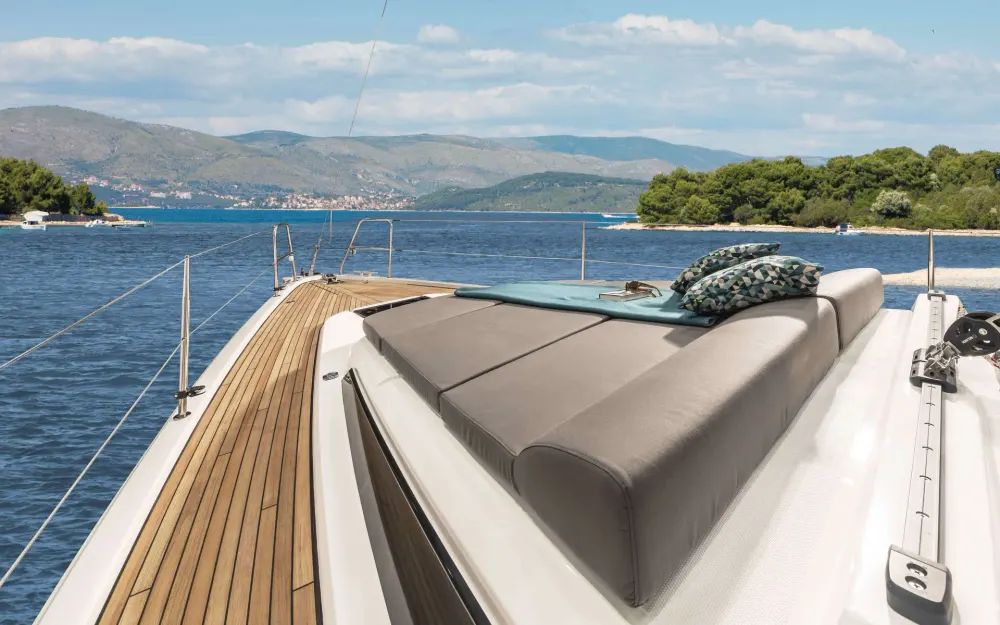 slider 11 Bavaria C42
