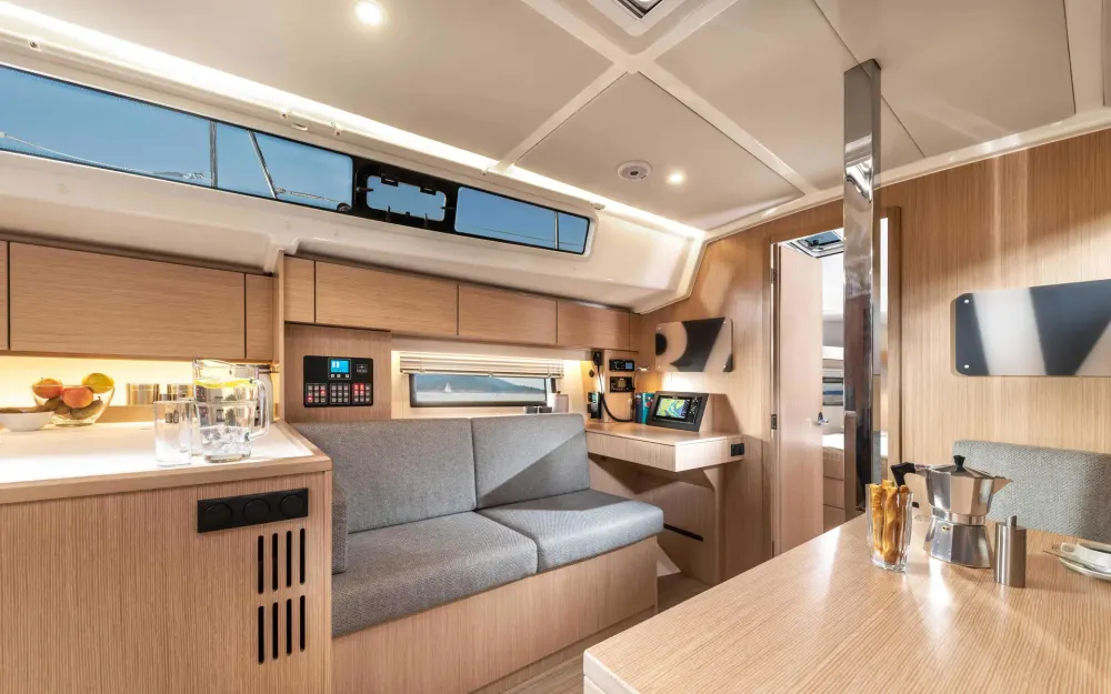 slider 15 Bavaria C42