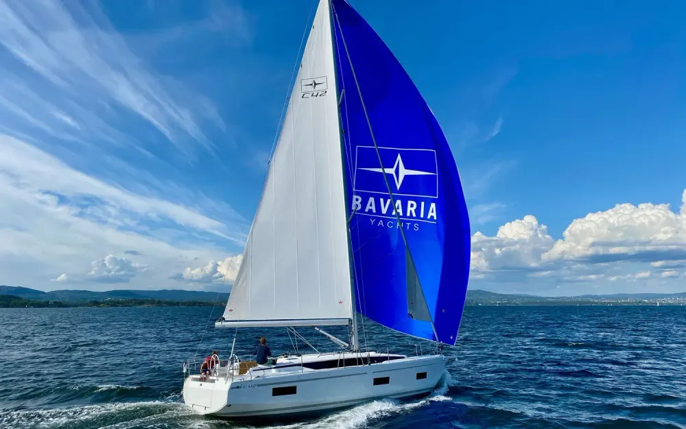 slider 7 Bavaria C42