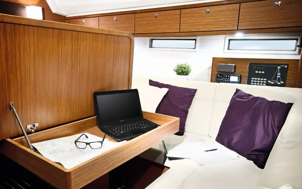 slider 11 Bavaria Cruiser 46