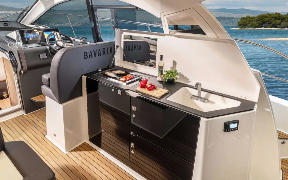 slider 11 Bavaria SR41