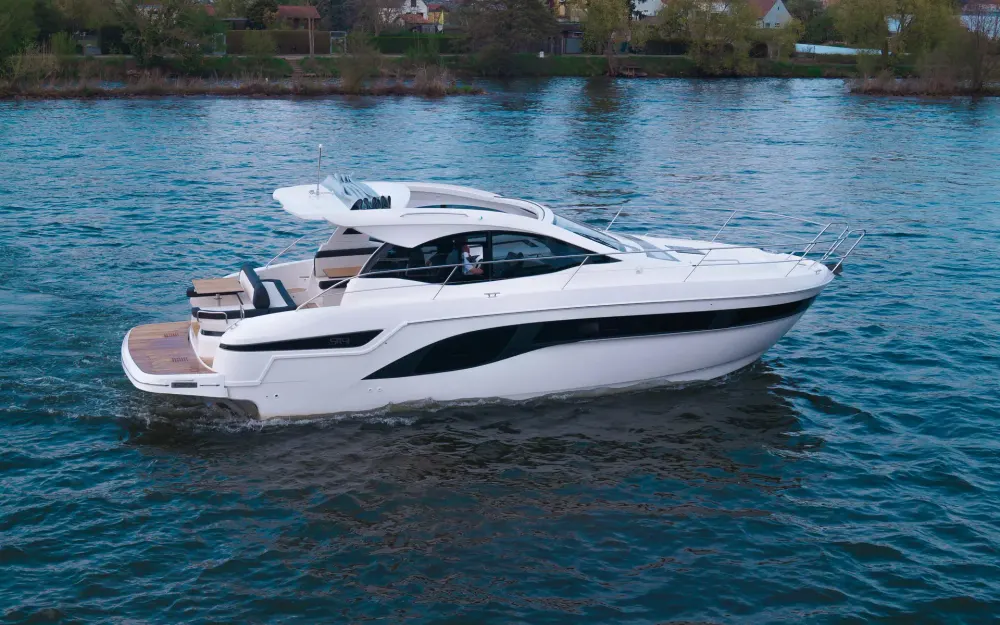 slider 1 Bavaria SR41