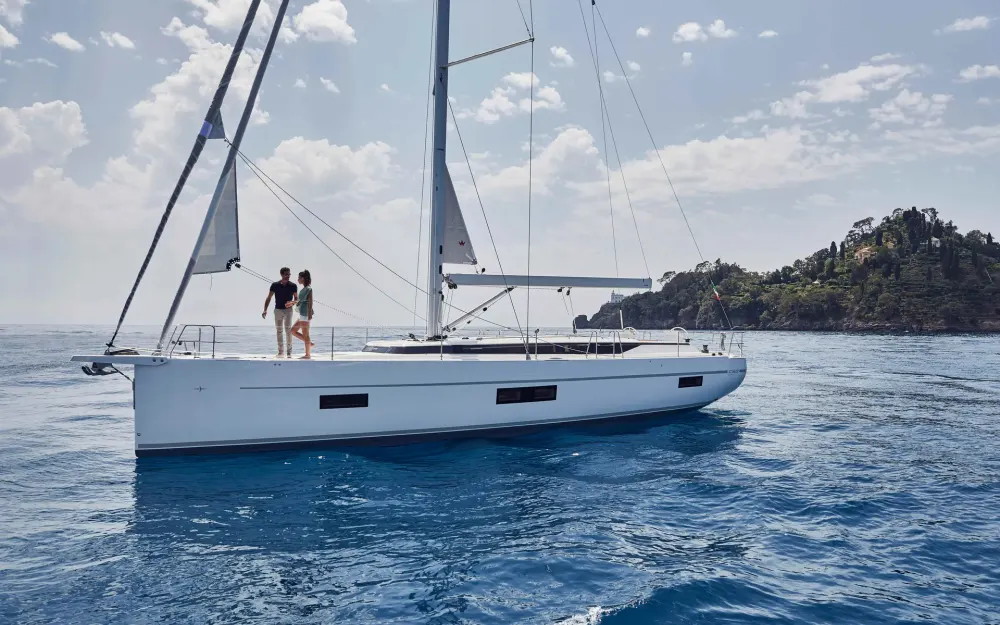 slider 1 Bavaria C50