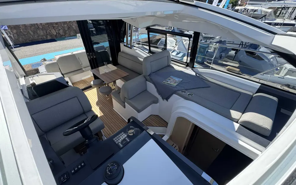 slider 16 Bavaria  38