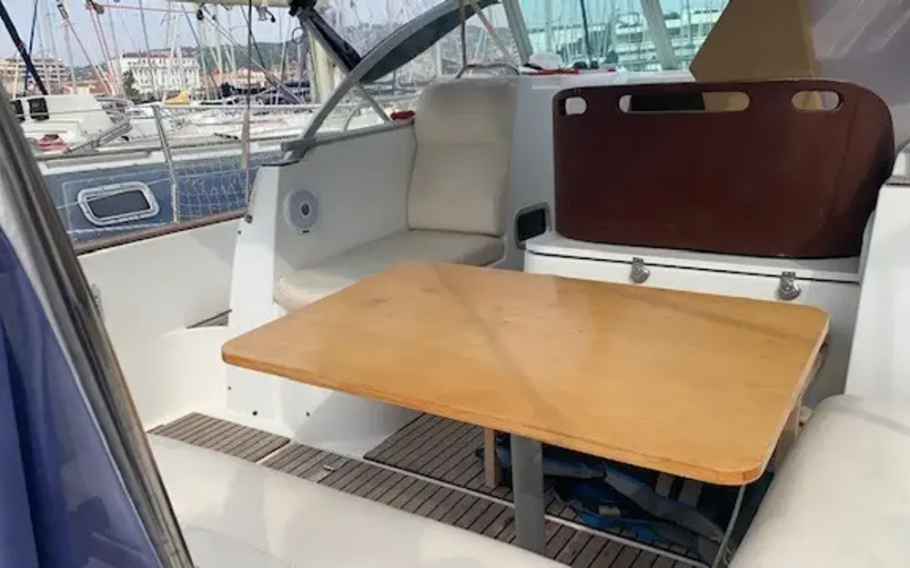 slider 9 Beneteau Ombrine 800
