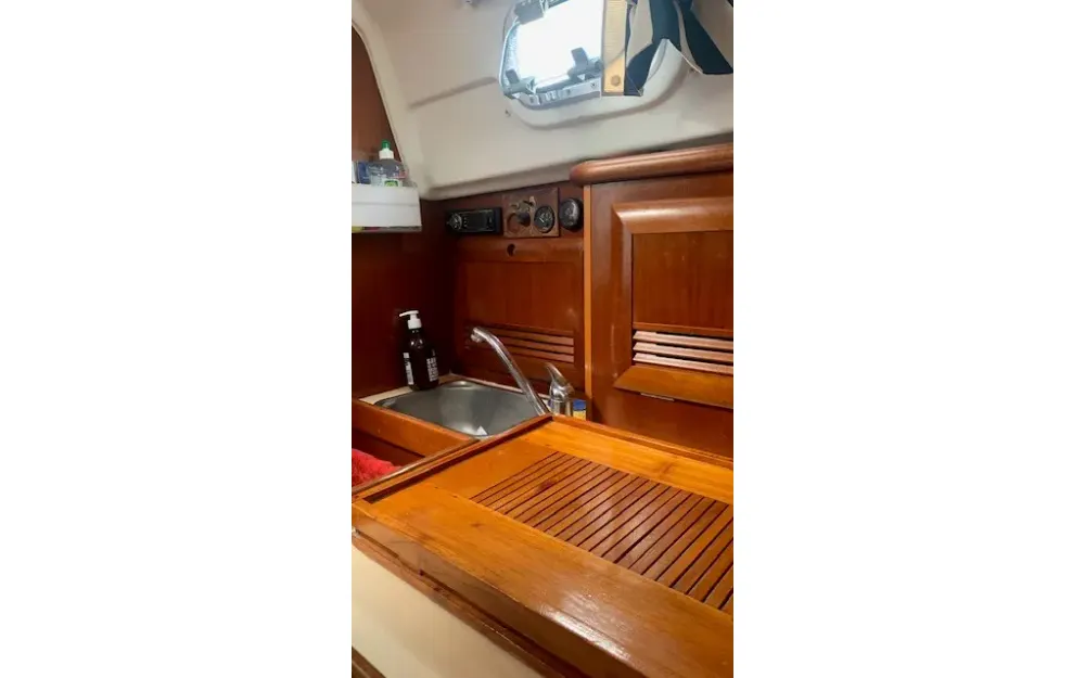 slider 11 Beneteau Ombrine 800