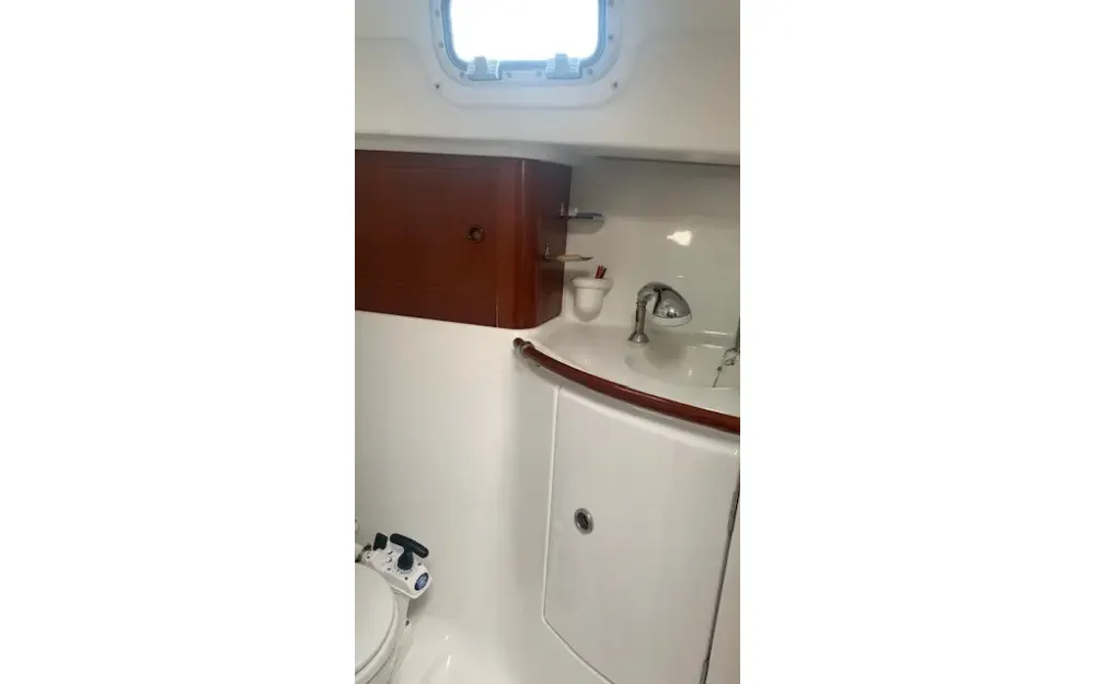 slider 12 Beneteau Ombrine 800