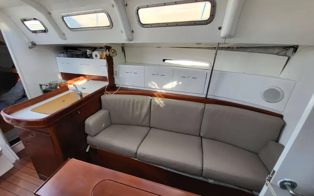 slider 19 Beneteau First 40.7
