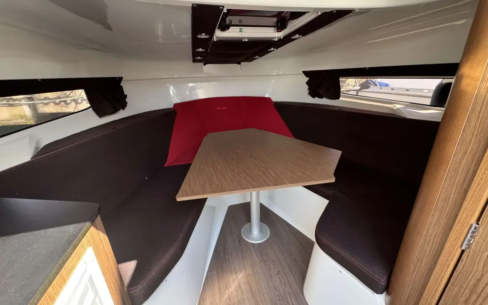 slider 16 Beneteau Flyer 8.8 SUNdeck