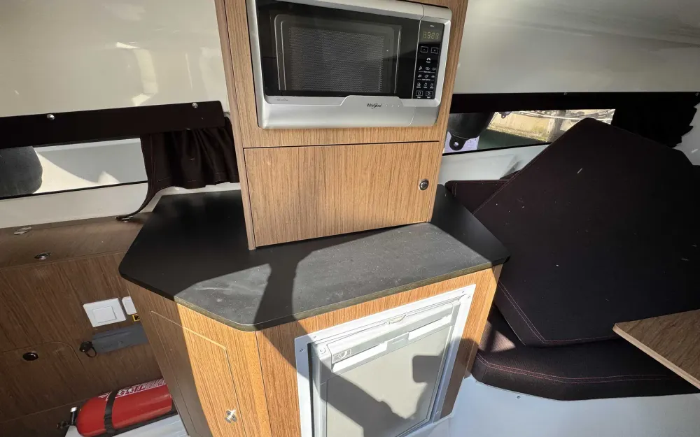 slider 17 Beneteau Flyer 8.8 SUNdeck