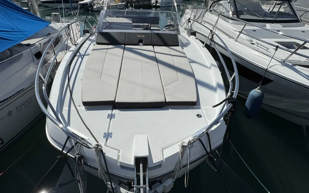 slider 1 Beneteau Flyer 8.8 SUNdeck