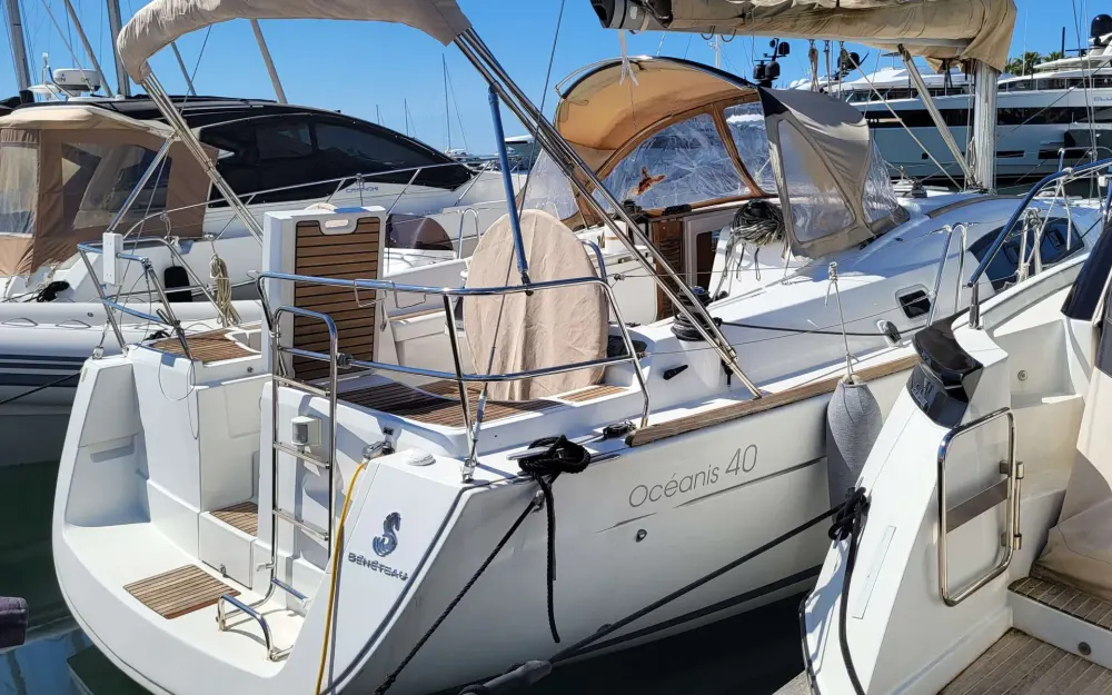 slider 0 Beneteau Oceanis 40