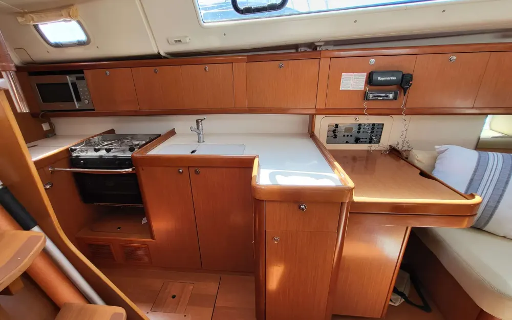 slider 19 Beneteau Oceanis 40