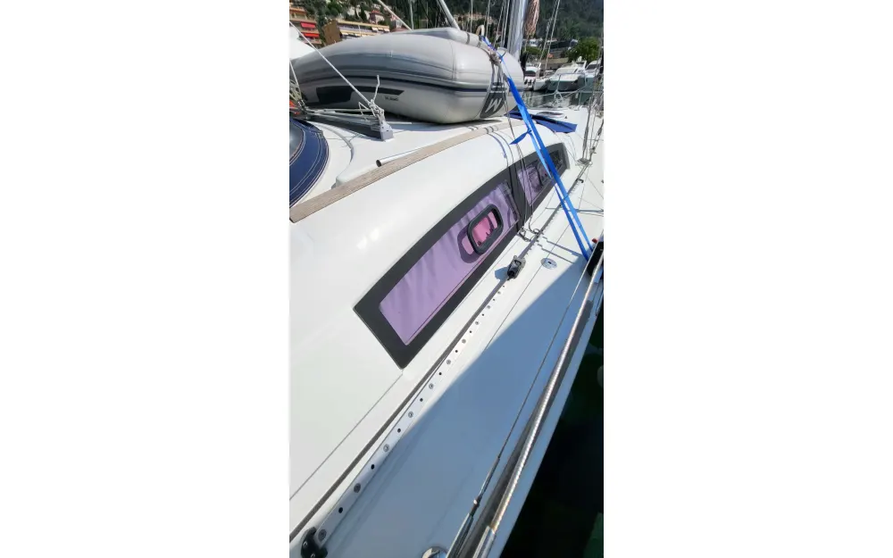slider 12 Beneteau Oceanis 40