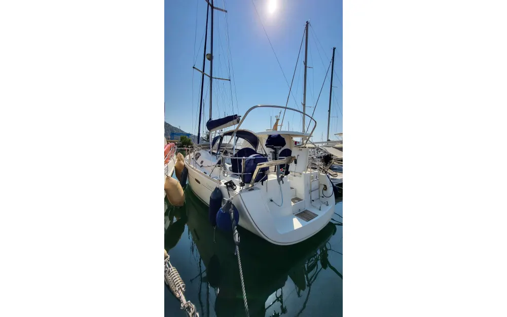 slider 2 Beneteau Oceanis 40