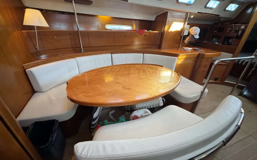 slider 17 Beneteau First 47.7